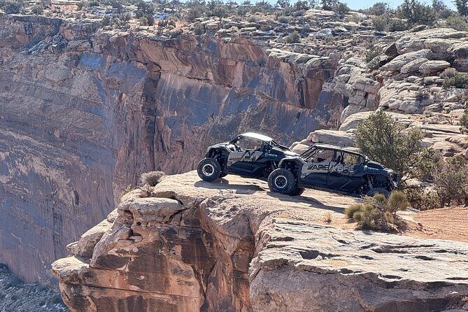 2.5 Hour Moab Hell's Revenge You Drive Off Road UTV Tour - What to expect day-of: timing, energy, and group size