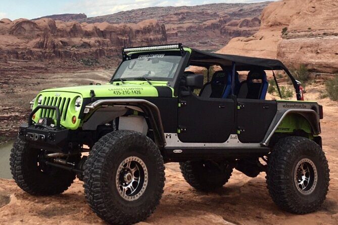 4x4 Hell's Revenge Jeep Tour - Guide talent: local context, photo moments, and that calm confidence