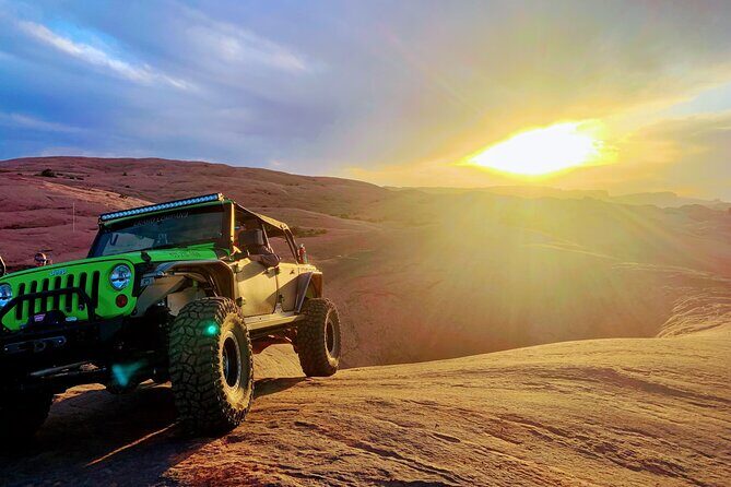 4x4 Hell's Revenge Jeep Tour - Should you book this Hell’s Revenge Jeep Tour with Moab Grand Tours?