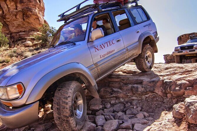 Arches and Canyonlands 4X4 Adventure from Moab - Canyonlands National Park at the end: one more chance to read the rock