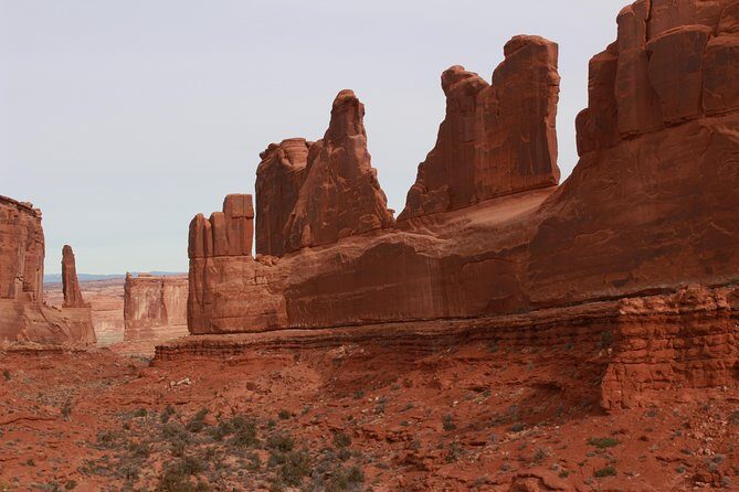 Arches National Park 4x4 Adventure from Moab - Eye of the Whale: optional hike, and why it matters
