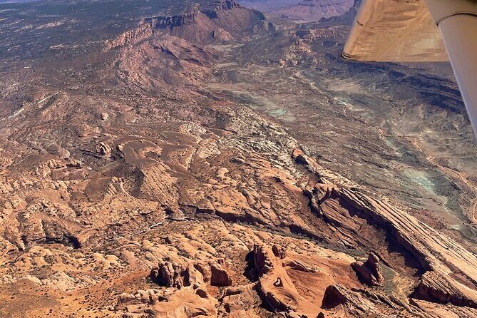 Arches National Park Airplane Tour - Small Group Size (Max 5): What That Changes