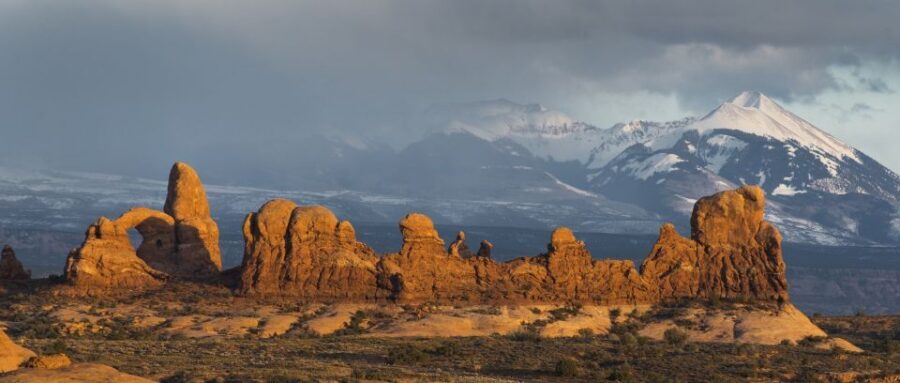 Arches National Park: Half-Day Backcountry Off-Road Tour - Meeting in Downtown Moab and Getting Oriented Fast