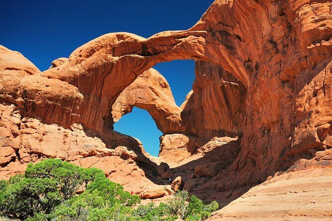 Arches National Park Morning & Afternoon Van Tours - What to Bring for a Comfortable Arches Half-Day