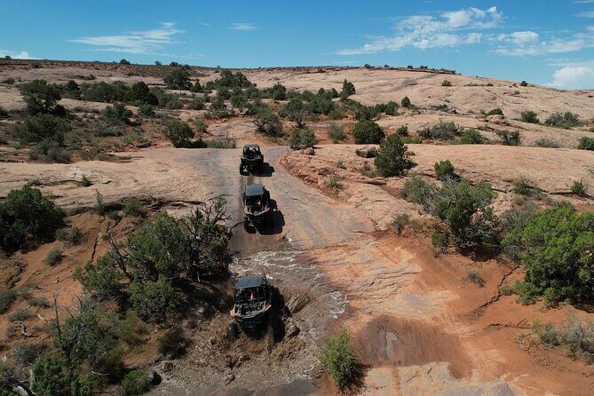 BEST! Hell's Revenge U-Drive 4X4 Tour in Moab +Dinosaur Tracks! - How the U-Drive setup keeps you in control in Moab
