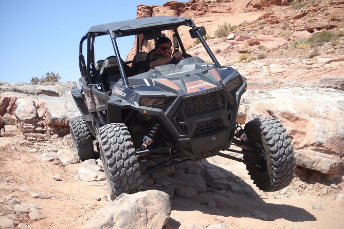 BEST! Poison Spider U-Drive 4X4 Tour in Moab +Dinosaur Tracks! - Why the guides change everything (Tyler, Lisa, Jessica, John, Tom)