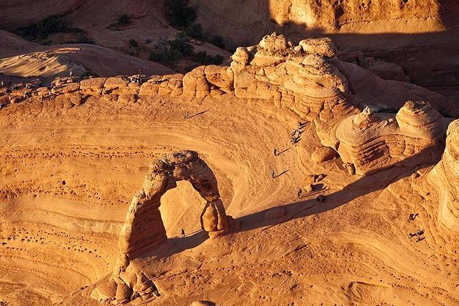 Canyonlands and Arches Combo National Park Airplane Tour - Seats, window views, and your photo angles