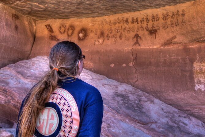 Canyonlands National Park Needles District by 4x4 - Moab meeting time: a head start that buys you daylight
