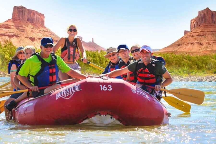 Colorado River : Morning Half-Day Colorado River Rafting - A Few Smart Tips Before You Go