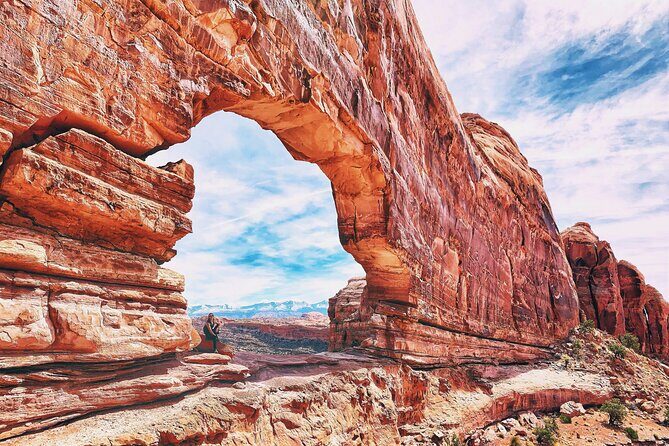 Corona Arch & Canyon Run Heli Tour - 20 minutes - Stop 2: Twin Natural Bridges Over Bull Canyon