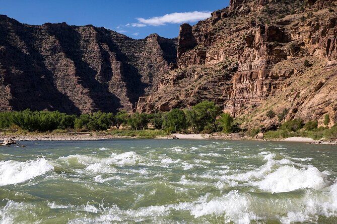 Desolation Canyon - Green River - Floating the Green: cottonwood camps and rafting that feels like real life