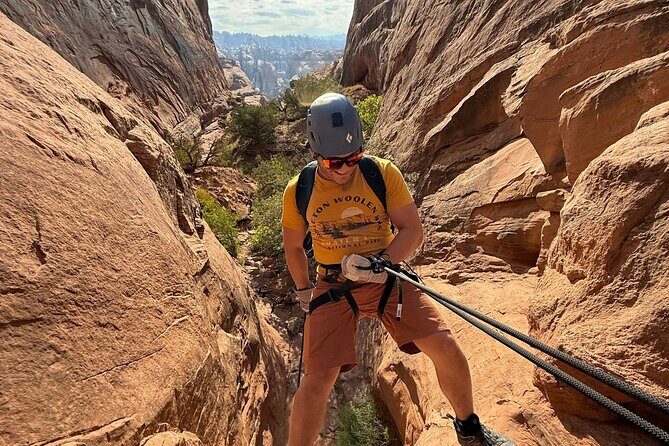 Discover Moab Rappelling on a Private Canyoneering Adventure - Longbow Arch and the “walk first, drop second” payoff