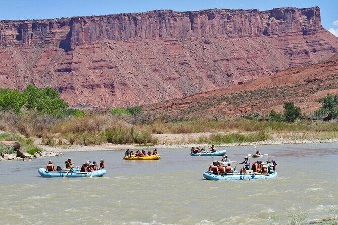 Fisher Towers Half-Day Rafting Day Trip from Moab - Stop 1: Fisher Towers—red rock scenery plus guide-led spotting