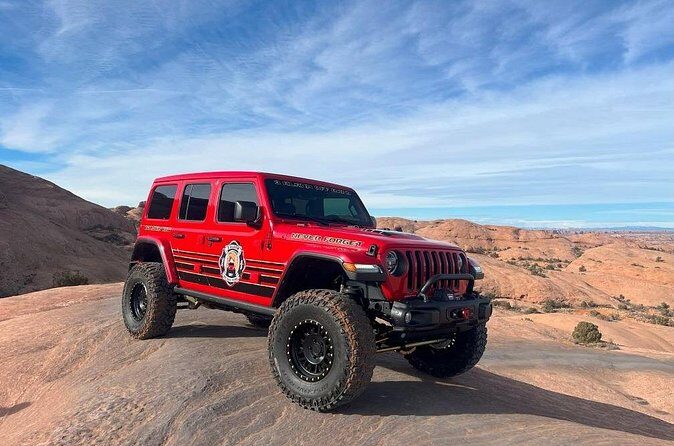Follow Along and Ride Along Off Road Jeep Tours in Moab Utah - The Guide Factor: How Jason Teaches Rock Crawling Skills