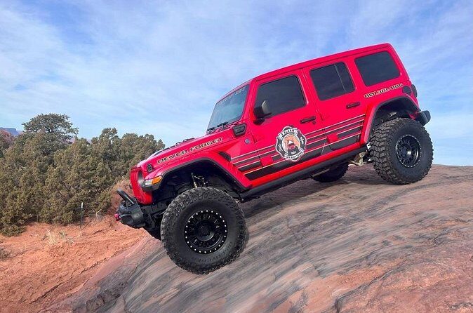 Follow Along and Ride Along Off Road Jeep Tours in Moab Utah - What the Experience Feels Like Hour by Hour