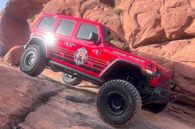 Follow Along and Ride Along Off Road Jeep Tours in Moab Utah - Price and Value: $400 Per Group and Why It Can Make Sense