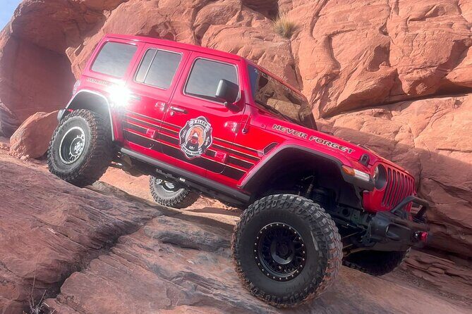 Follow Along and Ride Along Off Road Jeep Tours in Moab Utah - Who This Suits Best in Moab