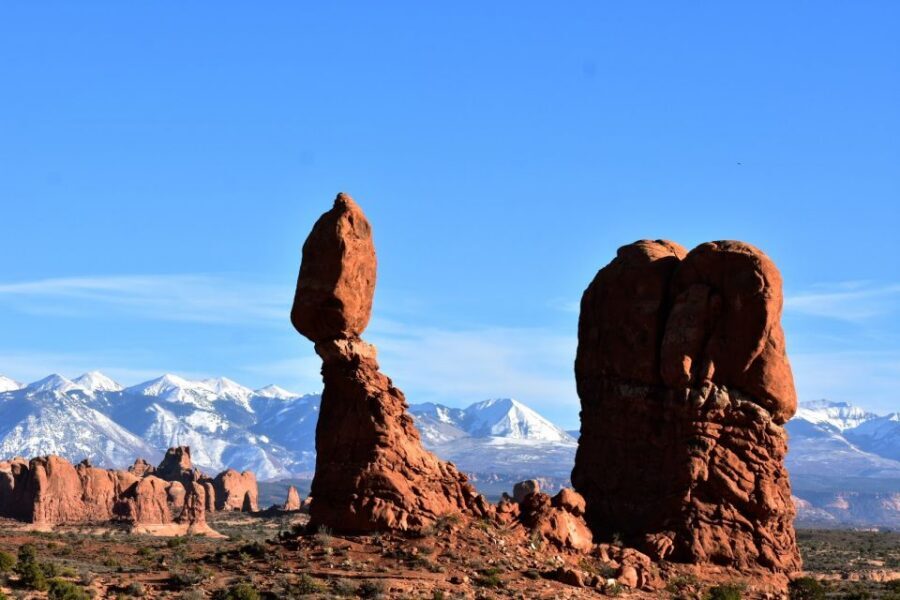 From Moab: Arches National Park 4x4 Drive and Hiking Tour - The backcountry 4x4: what you gain (and what to expect)