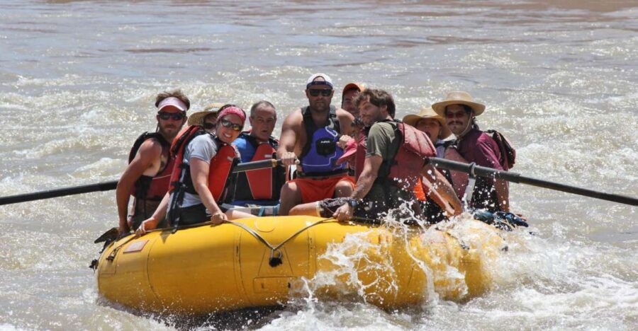 From Moab: Canyonlands 4x4 Drive and Colorado River Rafting - Shafer Trail Switchbacks: Where the Photos Make Sense