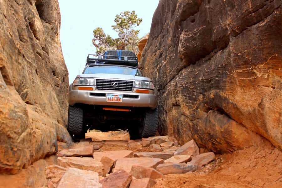 From Moab: Canyonlands Needle District 4x4 Tour - Who should book this Needles 4x4 tour, and who should skip it