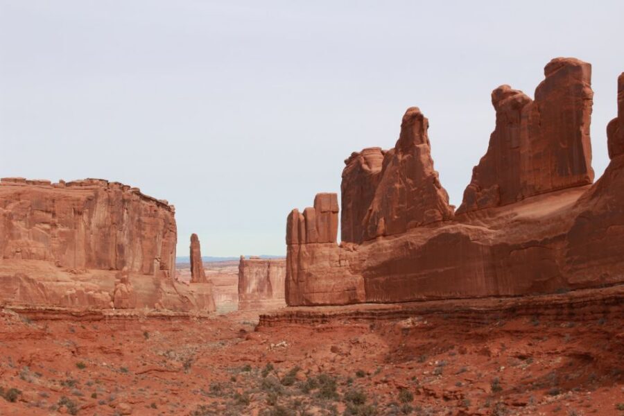 From Moab: Half-Day Arches National Park 4x4 Driving Tour - Getting from Moab to the backcountry: transfers and the separate entrance