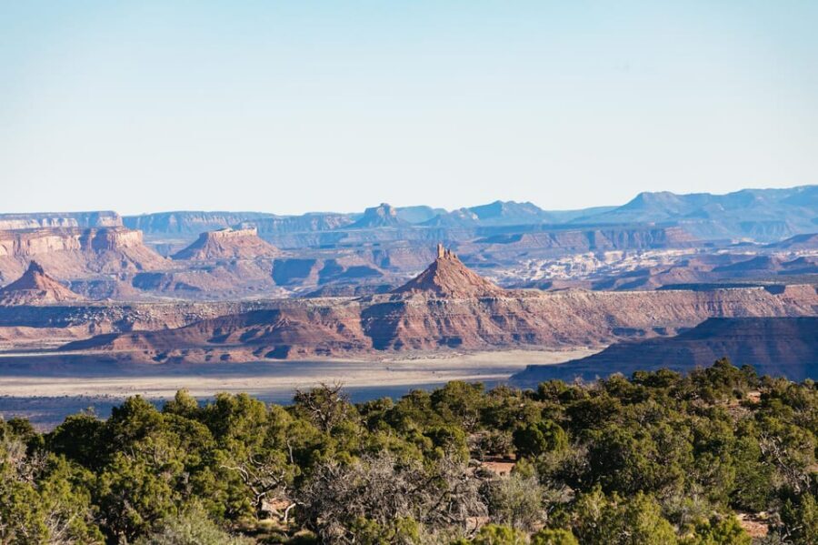 From Moab: Sky District Canyonlands National Park 4x4 Tour - Why a 4x4 Canyonlands tour feels different than the normal viewpoints