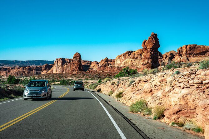 Full-Day Audio Driving Tour of Arches National Park - What makes this tour style work well in Arches