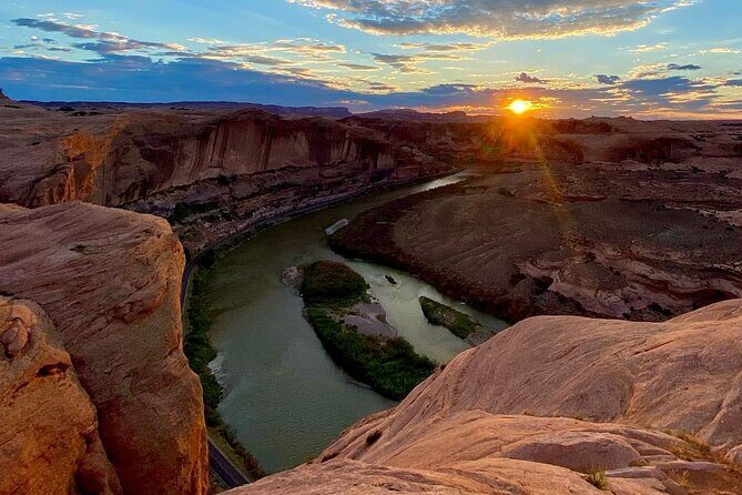 Guided 3.5-Hour You-Drive Jeep Tour in Moab - Your Ride: Jeep Rubicon or Ford Bronco