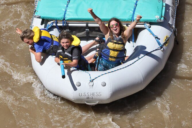 Half-Day Family-Friendly Moab Raft Trip - A family-friendly Colorado River raft where you do less work