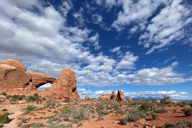 Half Day Private Arches National Park Guided Tour - Geology and History: Seeing the Park for What It Is