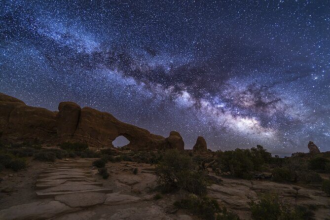 Milky Way Photography in Arches National Park - When the Milky Way shows up (and why you’ll start late)