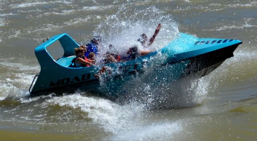 Moab: 2-Hour New Zealand style Adventure Jet Boat Tour - Getting wet on purpose: what to wear so the fun stays fun