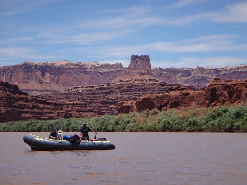 Moab: Calm Water Cruise in Inflatable Boat on Colorado River - Guide Energy: What Makes the Small Group Feel Different