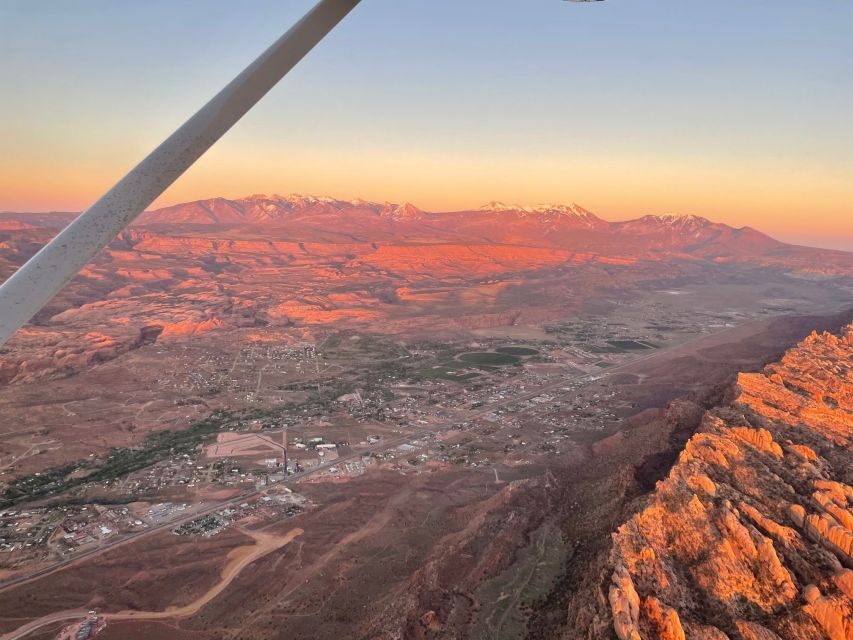 Moab: Canyonlands National Park Airplane Tour - Practical Stuff That Helps: What to Bring and What to Expect