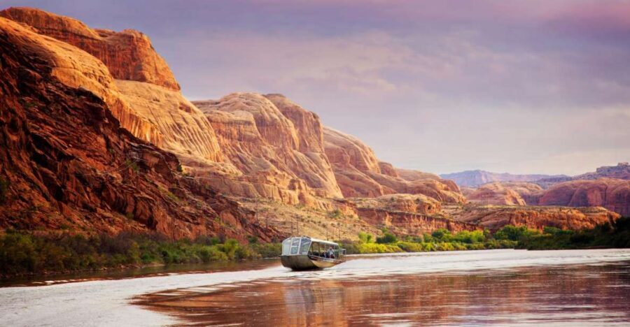 Moab: Colorado River Sunset Boat Tour with Optional Dinner - Key highlights you’ll care about