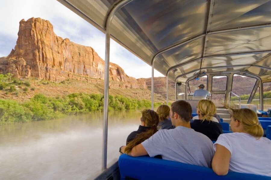 Moab: Colorado River Sunset Boat Tour with Optional Dinner - Getting the best seat: hearing the guide without losing the view