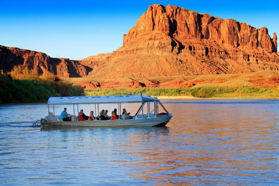 Moab: Colorado River Sunset Boat Tour with Optional Dinner - What the 1.5-hour cruise actually feels like on the water