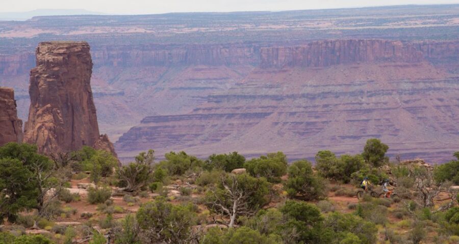 Moab: Dead Horse Point Singletrack Mountain Biking Tour - Getting there and what happens before you ride