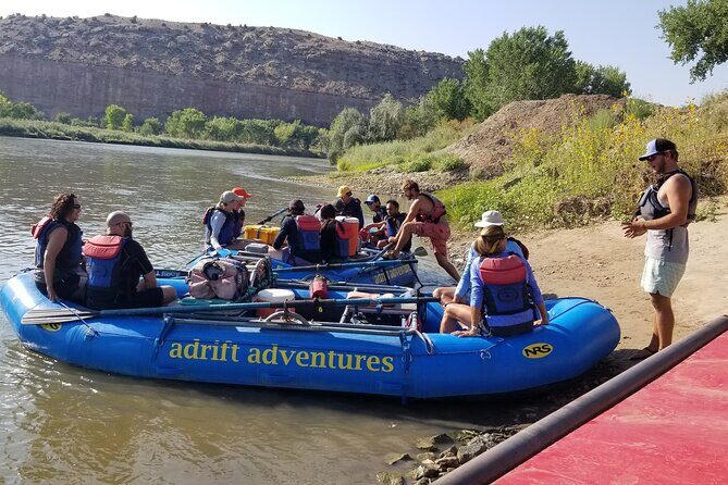 Moab Full-Day White Water Rafting Tour in Westwater Canyon - Stop for lunch and the mid-day reset on the riverbank