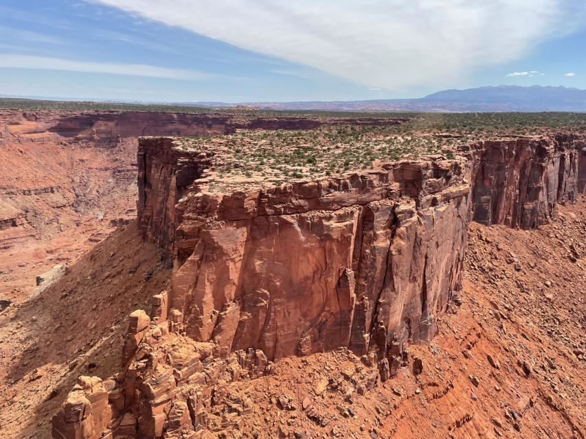 Moab: Grand Helicopter Tour - Entering the sky from Canyonlands Field Airport