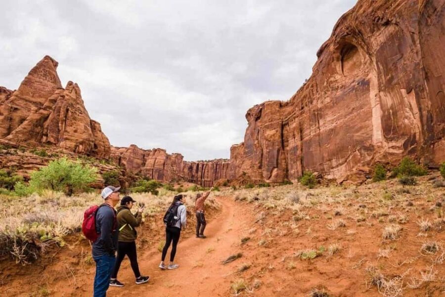 Moab Half Day Jeep Tour - The guide matters: history that lands, humor that helps
