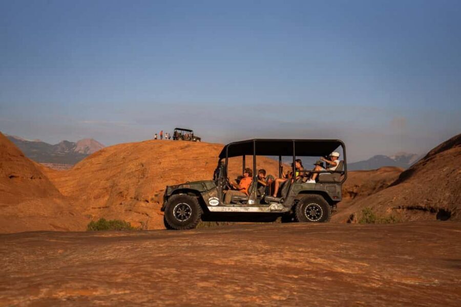 Moab: Hell's Revenge Hummer Adventure - Moab’s Hell’s Revenge in H-1 Hummers: what the 2 hours feels like