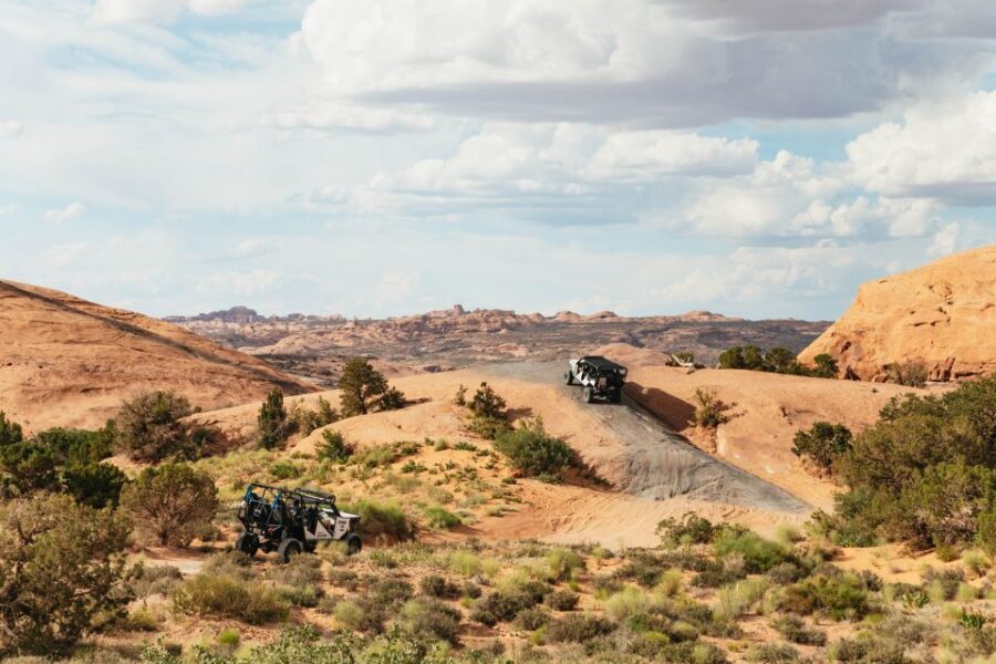 Moab: Hells Revenge Trail Off-Roading Adventure - What you actually do on the trail: obstacles and viewpoints