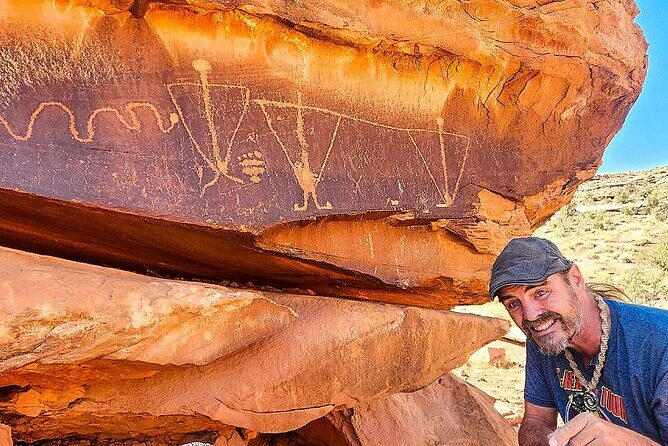 Moab Hurrah Pass Scenic 4x4 Tour - The guides: Sean Paul, Woody, Mike, River, and more make it click