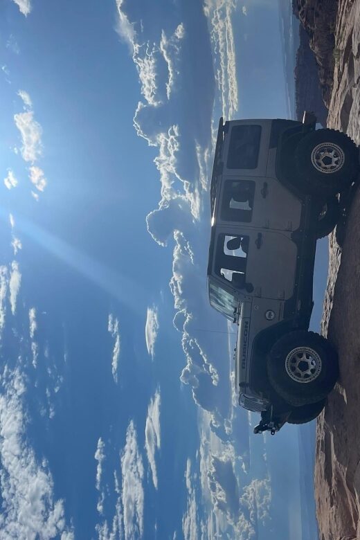 Moab Jeep Tour - Hell’s Revenge by Jeep: Short Ride, Big Adrenaline
