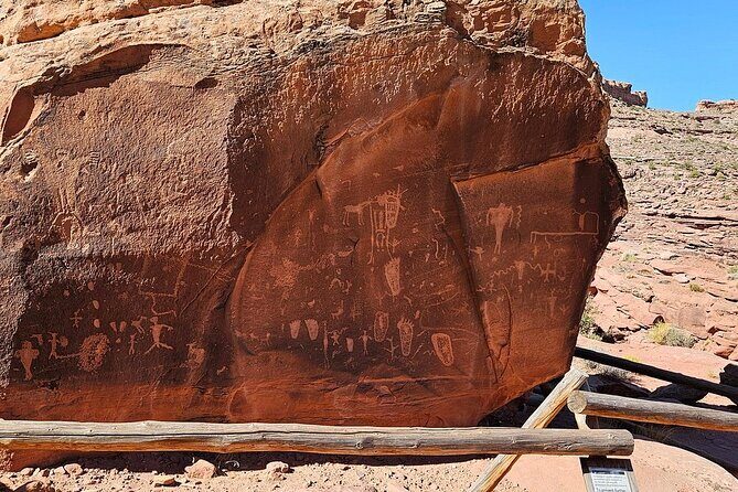 Moab Private Petroglyph Scenic Tour - Moonflower Canyon: Time to Look Closely at the Rock Art