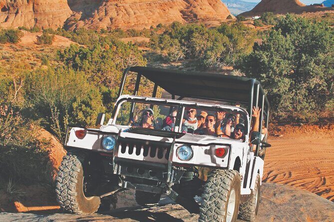 Moab’s Original Hummer Adventure: Hell’s Revenge Trail Experience - Guides make or break off-road tours, and here that’s a big deal