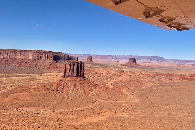 Monument Valley and Canyonlands National Park Combo Air Charter - What you’ll wear and bring for a headset flight