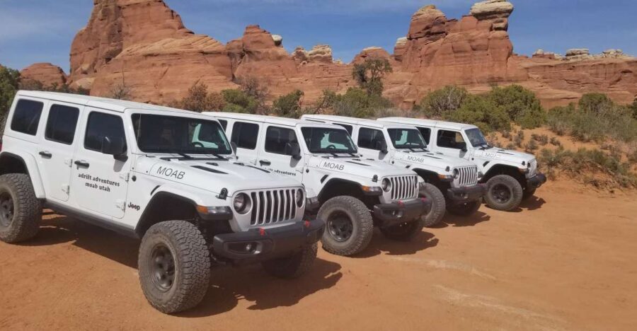 Morning Arches National Park 4x4 Tour - Key points at a glance