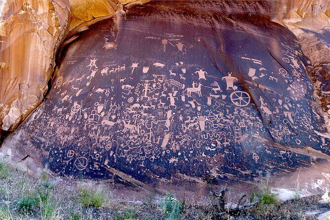 Needles Canyonlands 4X4 Jeep Tour from Moab (3 Person Minimum) - Meeting in Moab: the 7:00 am start and how to prep